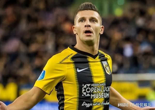 在短道速滑 在短道速滑