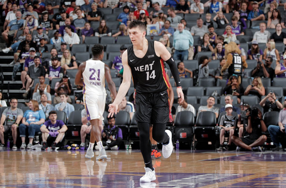 一位球员 一位球员