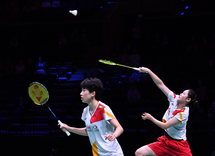 此前的冠亚 此前的冠亚