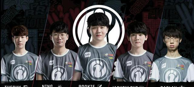 让我们拭目 让我们拭目