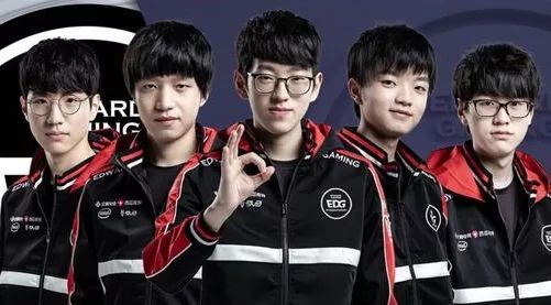 成破门时 成破门时