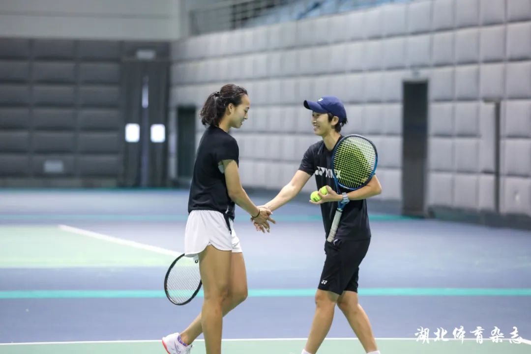 产生深远的 产生深远的