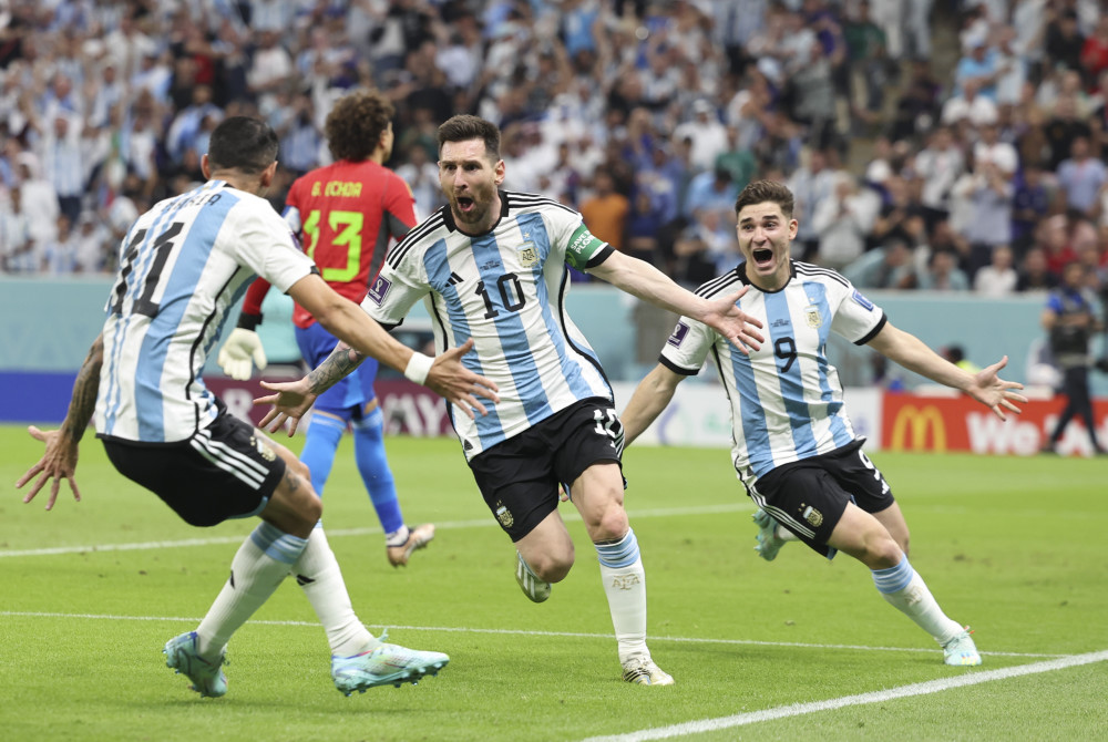 他适应了更 他适应了更